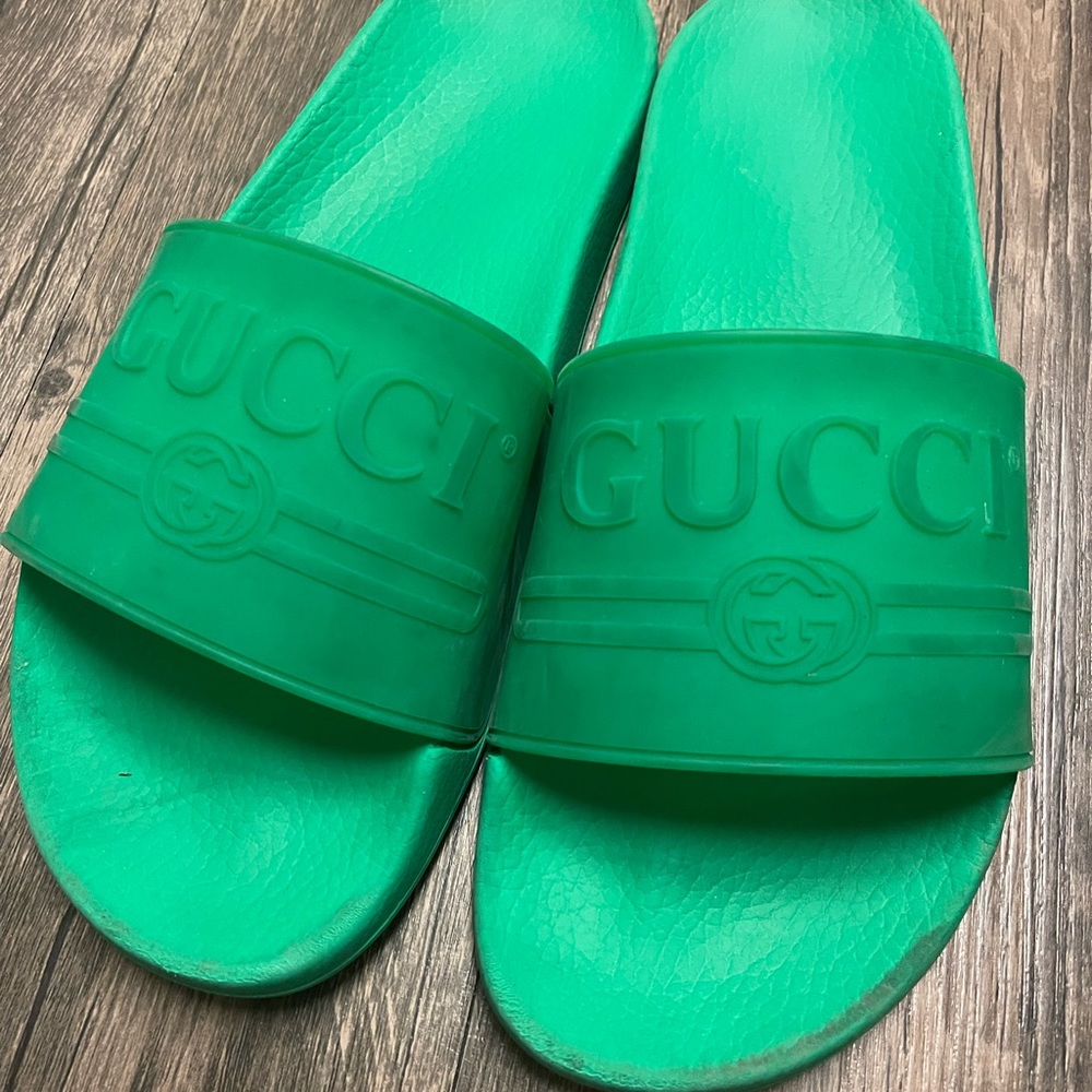 Gucci rubber slides
